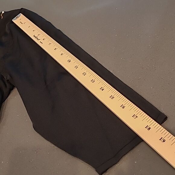 Papell studio black tunic with faux pearls and rhinestone embellishments, - Picture 7 of 9